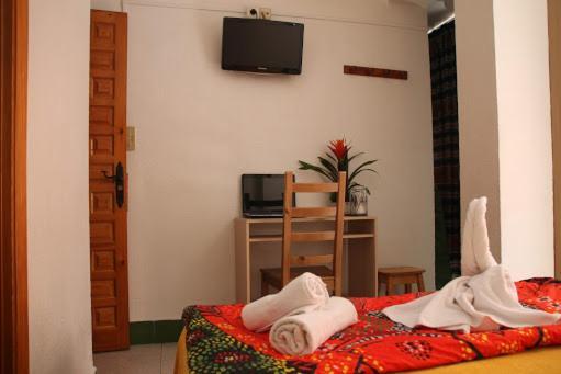 Hostal Estacion Almería Extérieur photo