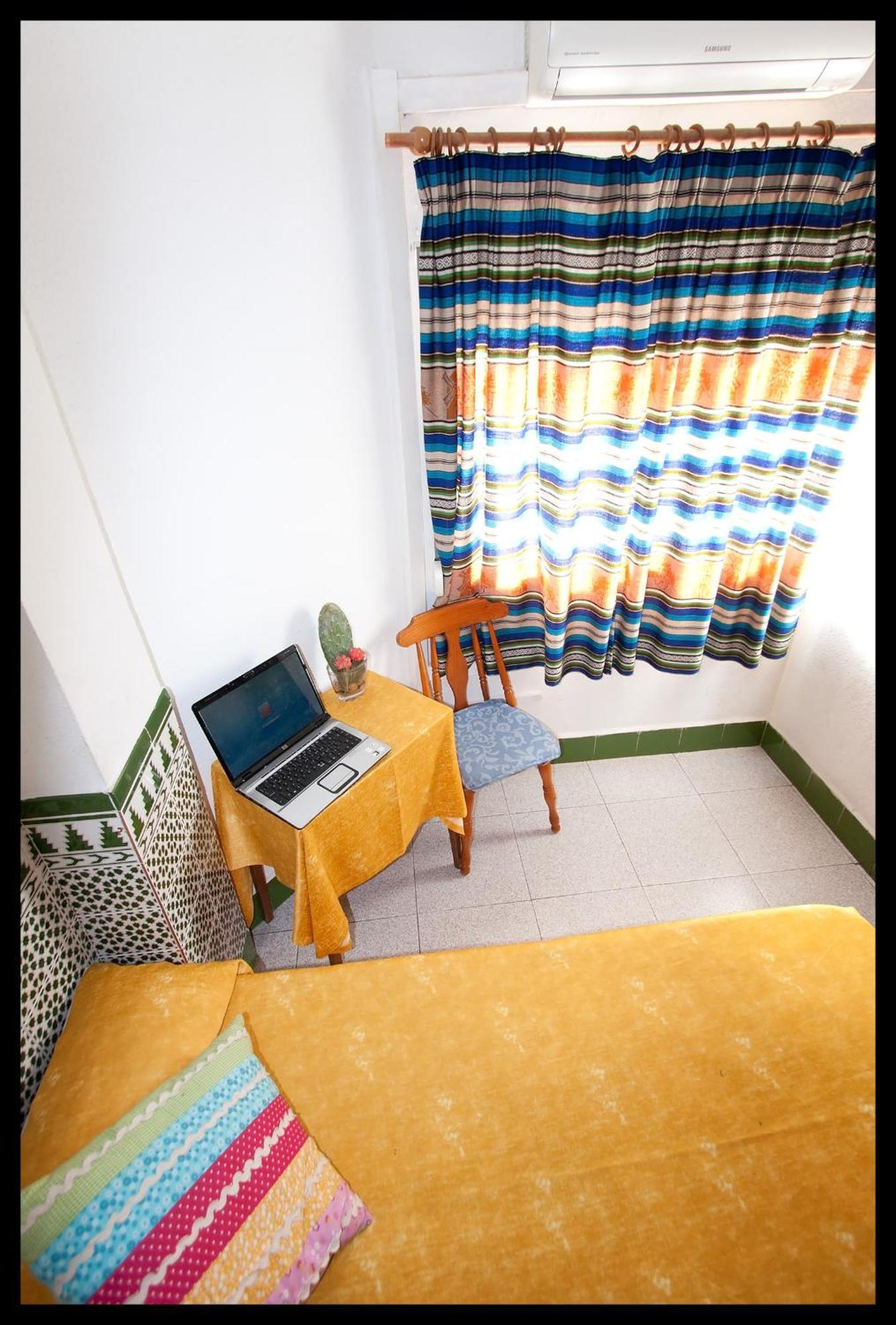Hostal Estacion Almería Extérieur photo