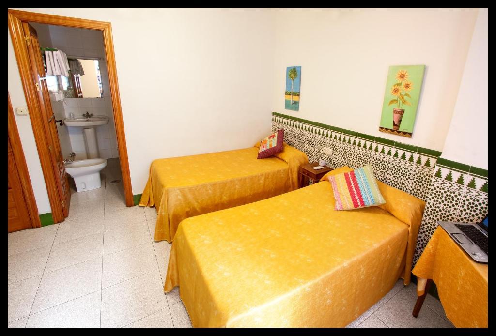 Hostal Estacion Almería Chambre photo